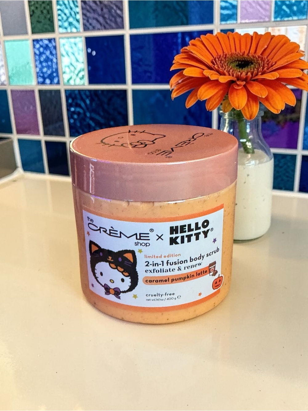 The Crème Shop x Hello Kitty Caramel Pumpkin Latte 2-in-1 Body Scrub - Orange